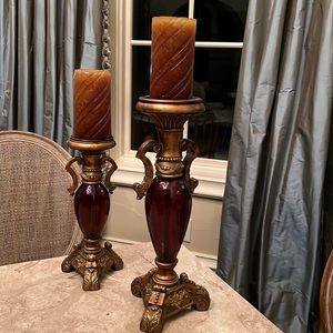 2 Candleholders